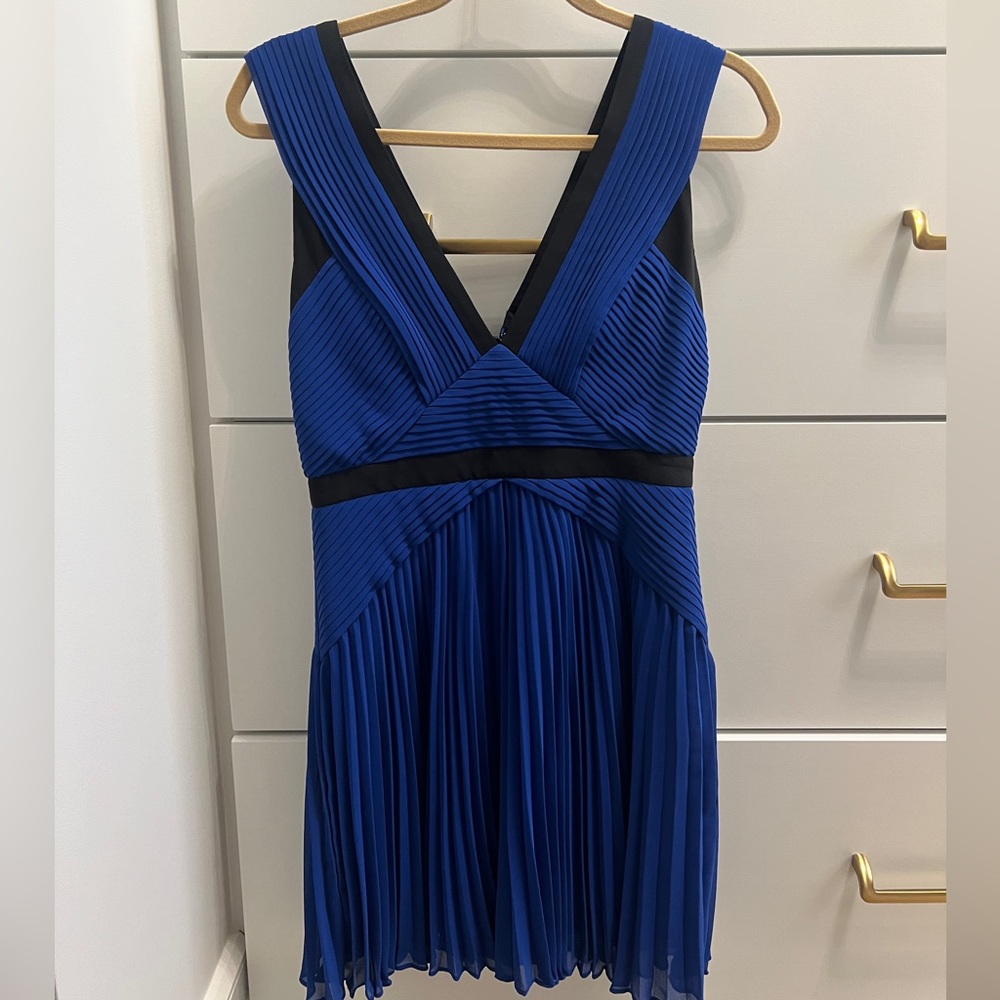 👗 Gorgeous Pleated Cocktail Dress